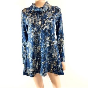 Mystery Dress! High Low Longsleeve Turtleneck Med.